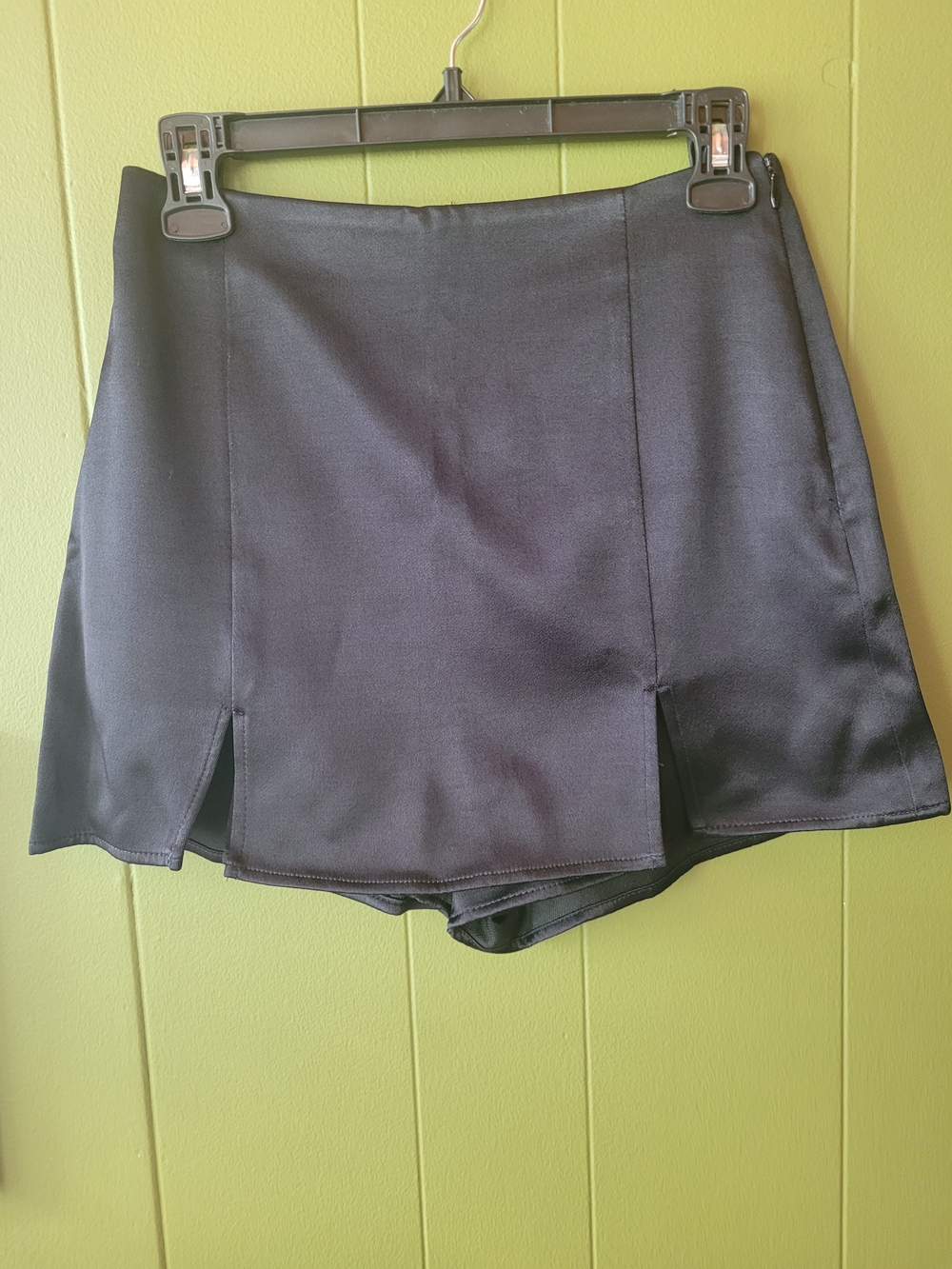 Zara Black Skirt-Style Shorts